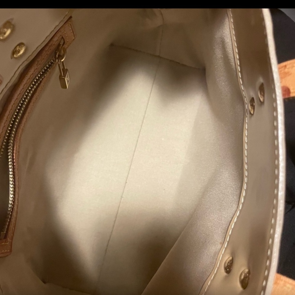 Auth Louis Vuitton Vernis Reade PM Cream Tan Lt Beige Purse Bag Luxury Designer - Picture 12 of 17